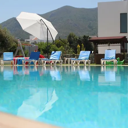 Hotel Bellapais Oasis